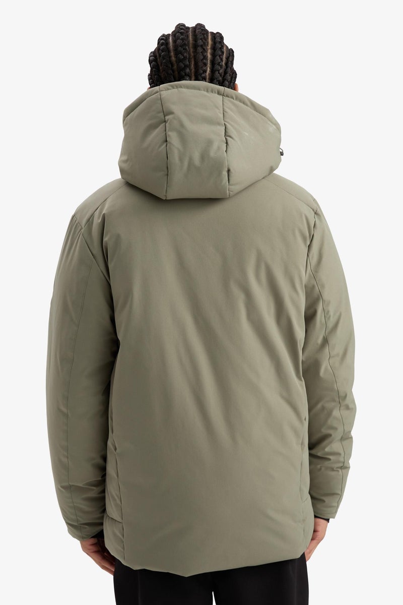 DeFacto Green Man Regular Fit Windproof Waterproof USB Heated Puffer Jacket Casual - Image 5